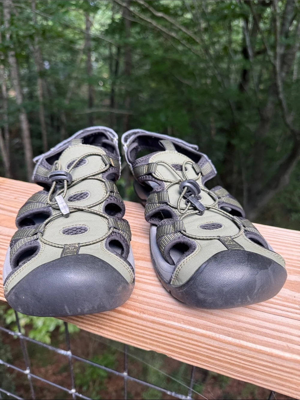 Camel Crown Men's Olive Green Outdoor Sandal - Casual Trekking Shoe